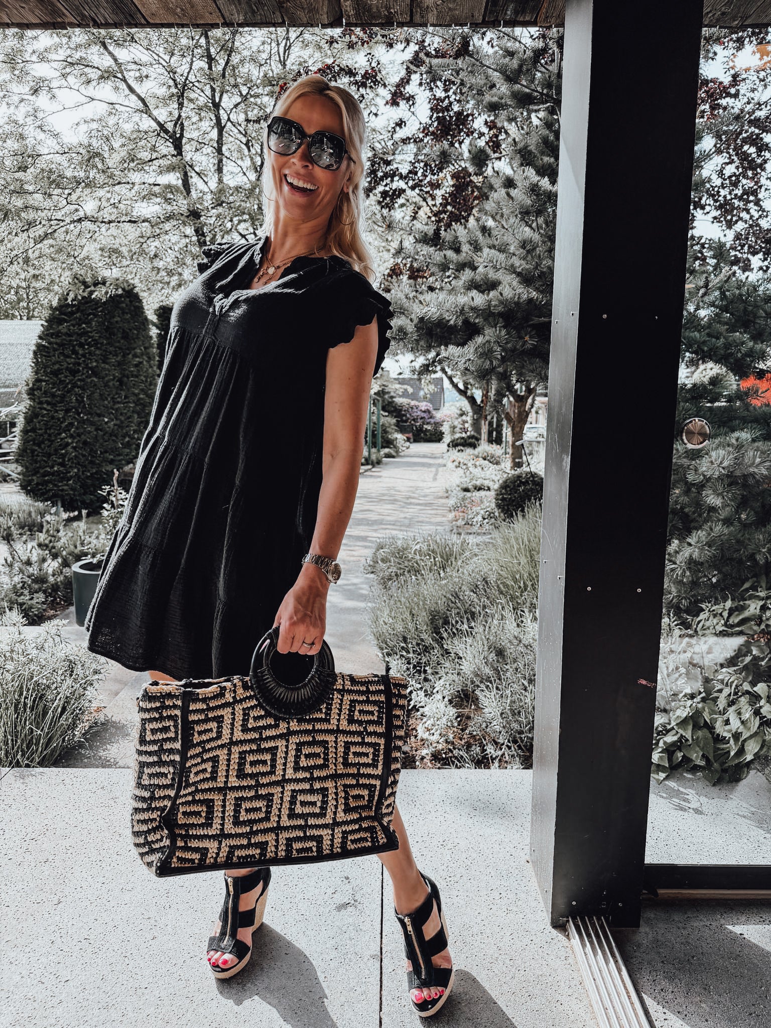 KLEID Musselin schwarz
