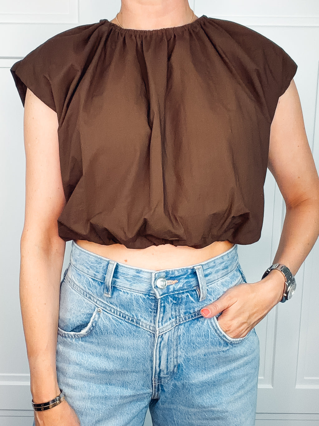 Baumwoll-Crop-Bluse in Braun