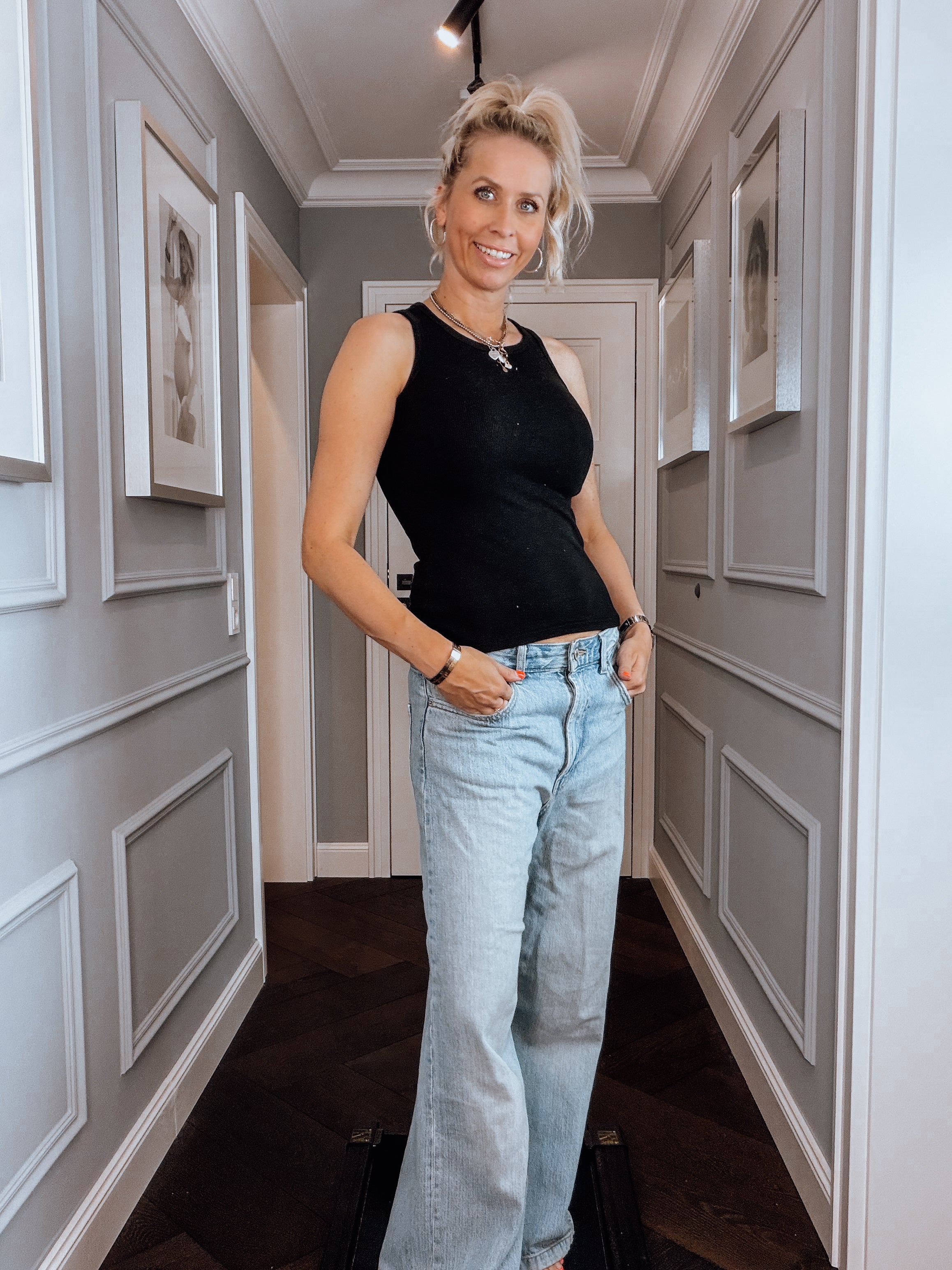 Geripptes Basic-Shirt in Schwarz | Made in Italy | Gr. 36–38