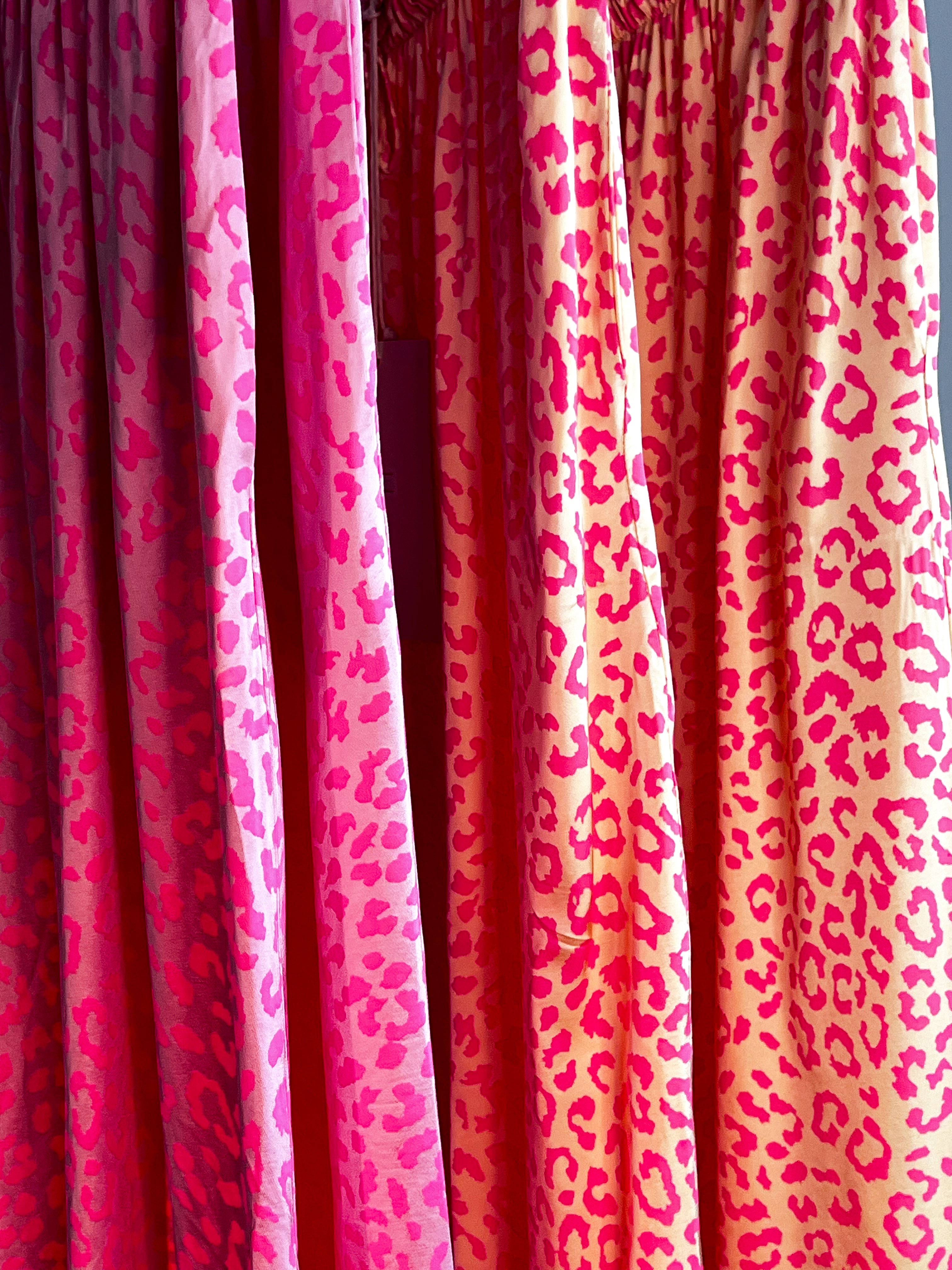 HOSE Leoprint Buttergelb mit Neonpink