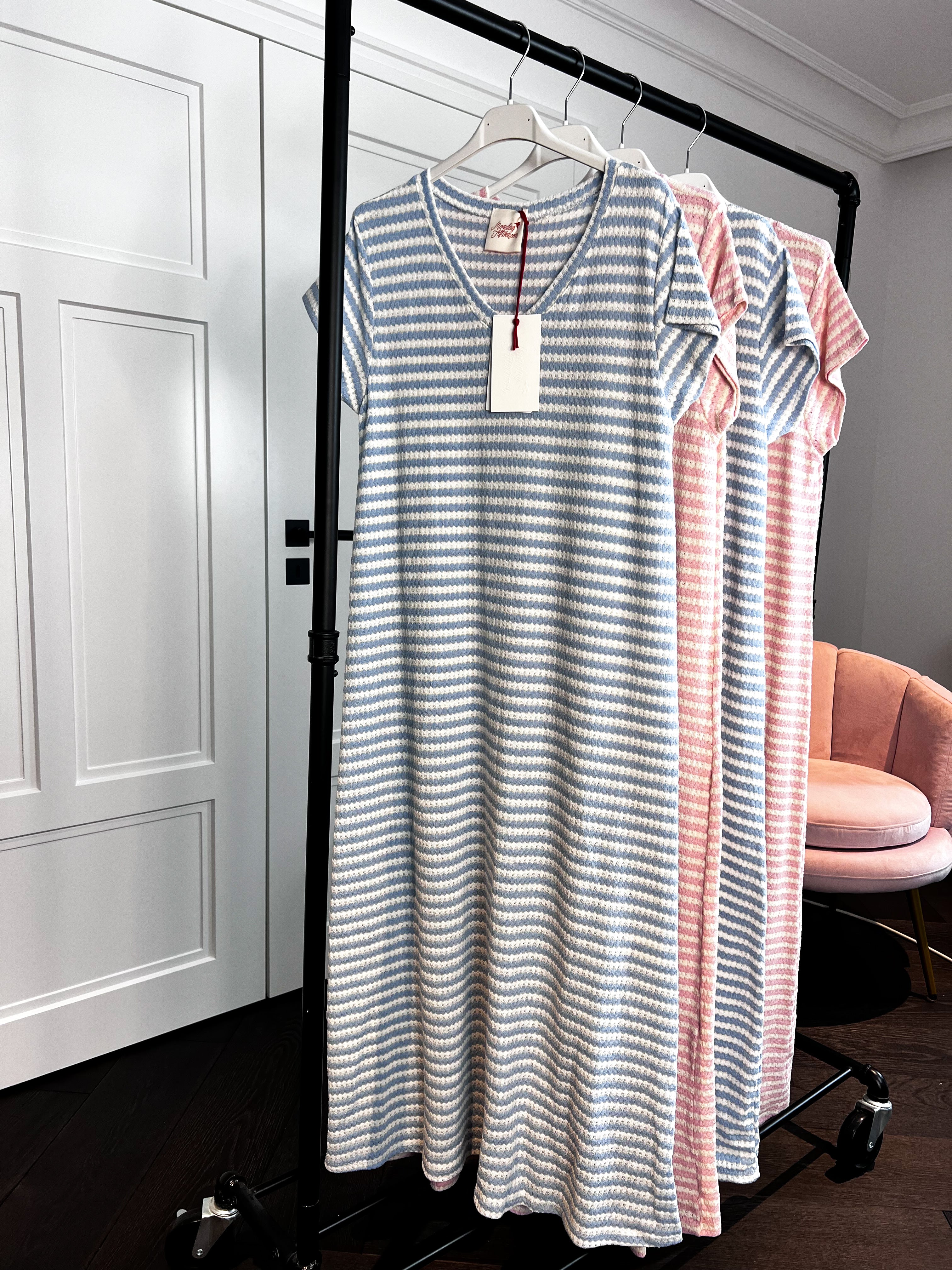 KLEID gestreift Babyblau