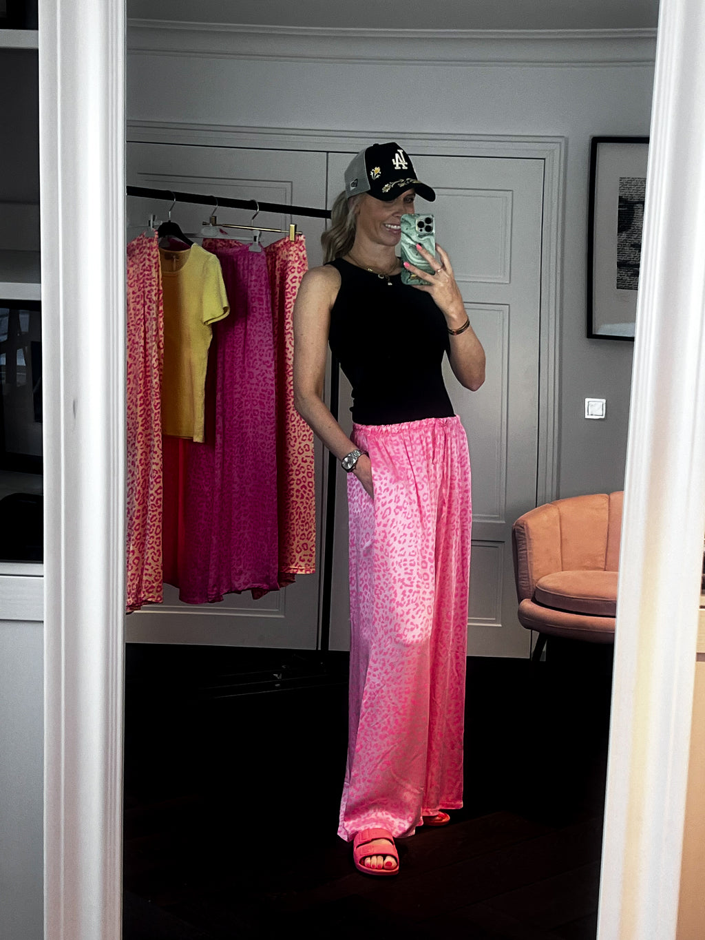 HOSE Leoprint Pink mit Neonpink