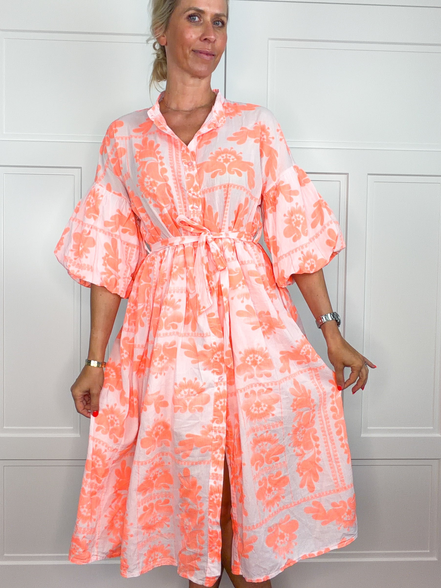 Baumwollkleid Coral Glow | 100 % Baumwolle | Gr. 36–42