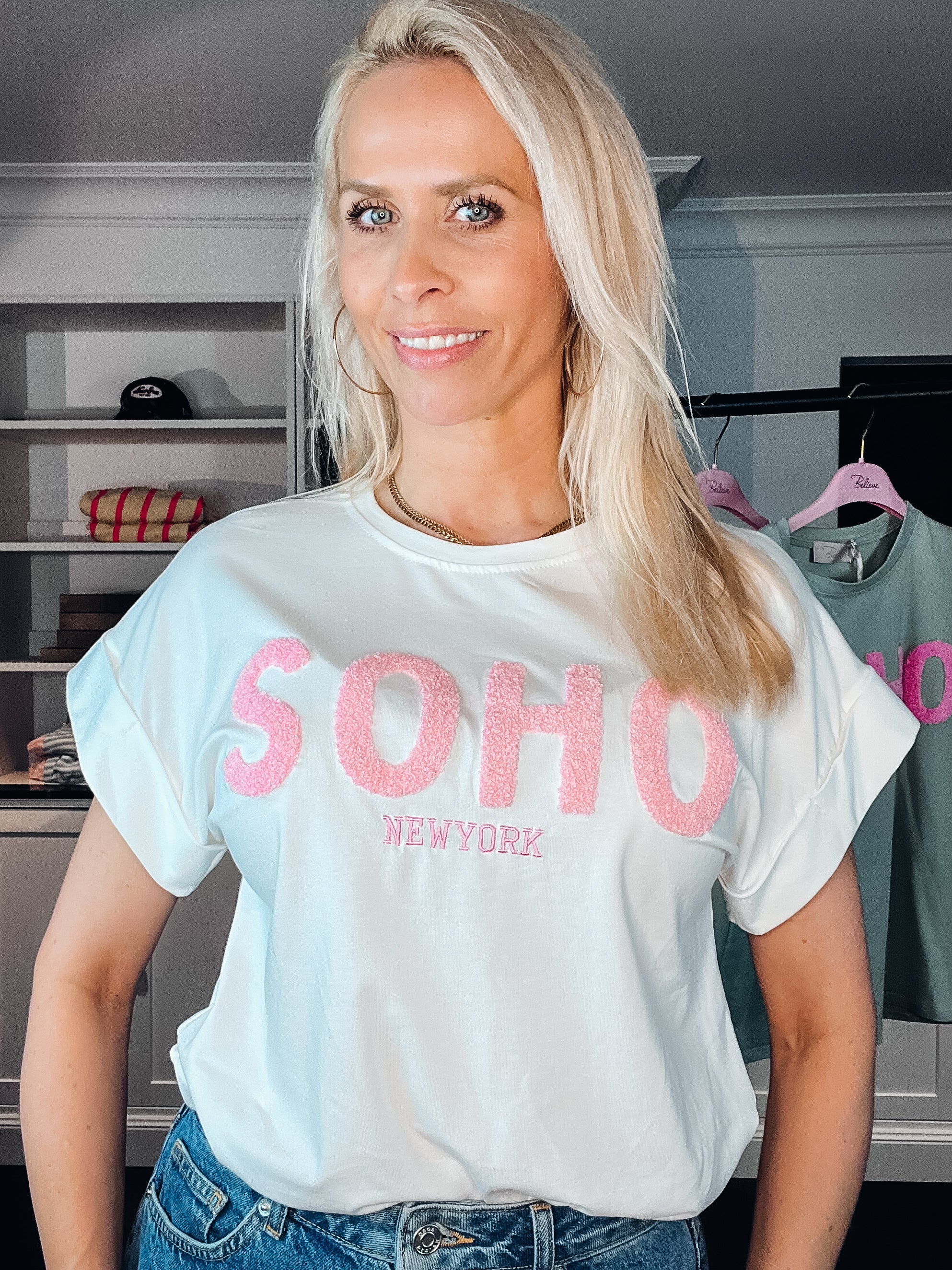 T-SHIRT weiß mit Soho Schriftzug