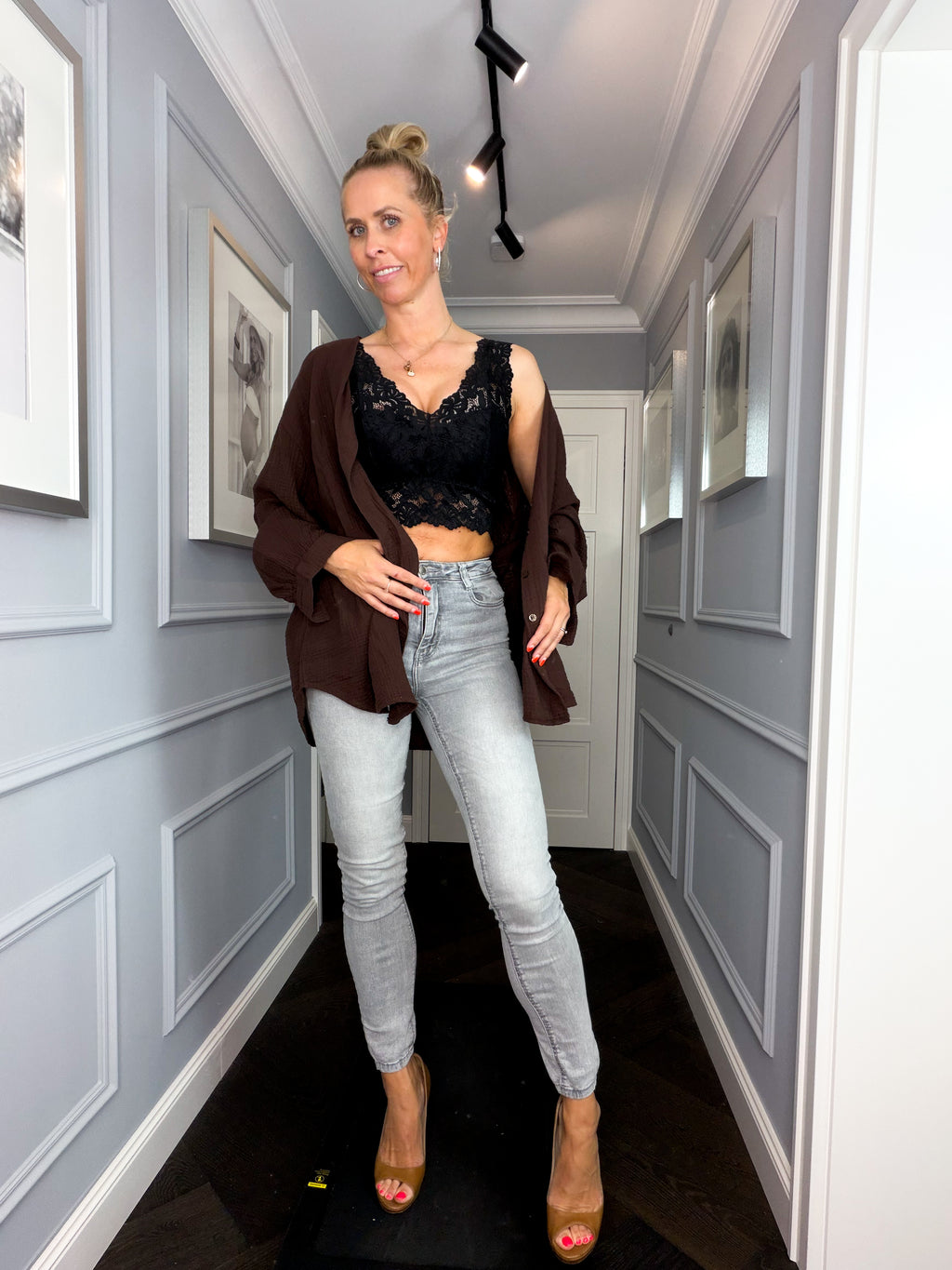 Luftige XXL-Musselin-Bluse in Braun